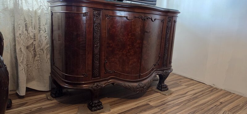 Mobila lemn masiv, cires, veche peste 100 ani